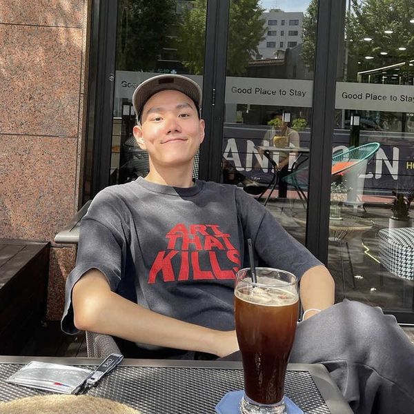 fashion brand liu yaren's same art killer english printed round neck short sleeve t-shirt, Black;white
fashion brand liu yaren's same art killer english printed round neck short sleeve t-shirt, Black;white