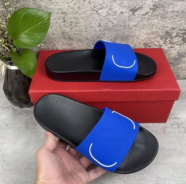 new fashion slippers embossed platform rubber skateboard designer sandals women's shoes rubber luxury flat sandals beach slippers, Black 
new fashion slippers embossed platform rubber skateboard designer sandals women's shoes rubber luxury flat sandals beach slippers, Black
