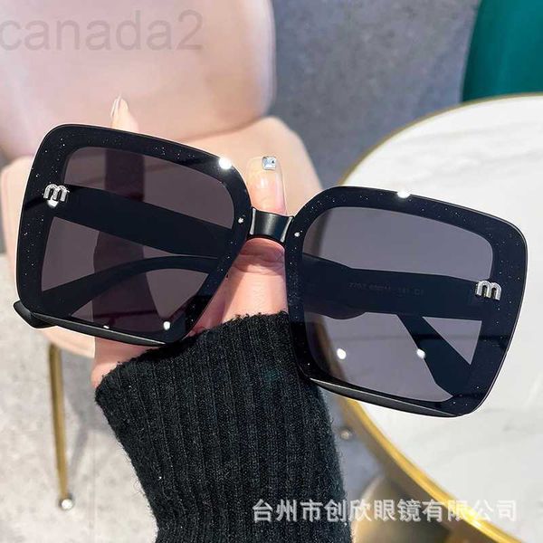 sunglasses designer 2023 new square inlaid with glitter pink frame high-grade sunglasses fashion net red tide sunglasses111 ozby 193v, White;black
sunglasses designer 2023 new square inlaid with glitter pink frame high-grade sunglasses fashion net red tide sunglasses111 ozby 193v, White;black