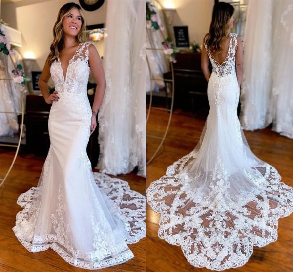 2023 mermaid wedding dresses bridal gown lace applique v neck straps sleeveless tiered sweep train tulle custom made country plus size vesti, White
2023 mermaid wedding dresses bridal gown lace applique v neck straps sleeveless tiered sweep train tulle custom made country plus size vesti, White