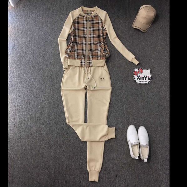 23ss brand designer sports suit women spring autumn new european american temperament jacket pants womens clothing a1, Gray
23ss brand designer sports suit women spring autumn new european american temperament jacket pants womens clothing a1, Gray