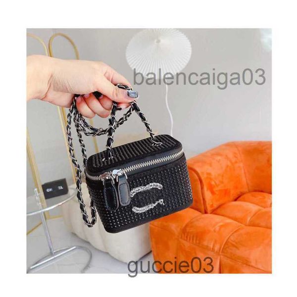 designer channel bag handbag tote shoulder crossbody bag fashion luxurious womans mens small fragrant box cosmetic diamond inlay mini bucket
designer channel bag handbag tote shoulder crossbody bag fashion luxurious womans mens small fragrant box cosmetic diamond inlay mini bucket