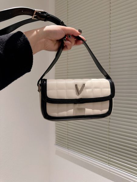 luxury designer women's bag fashion classic shoulder 2023 multicolor fashion letter totes handbag crossbody ladies sac
luxury designer women's bag fashion classic shoulder 2023 multicolor fashion letter totes handbag crossbody ladies sac