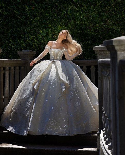 luxury ball gown wedding dresses bateau long sleeves 3d lace diamonds sequins appliques floor length beaded pearls ruffles formal dresses br, White
luxury ball gown wedding dresses bateau long sleeves 3d lace diamonds sequins appliques floor length beaded pearls ruffles formal dresses br, White