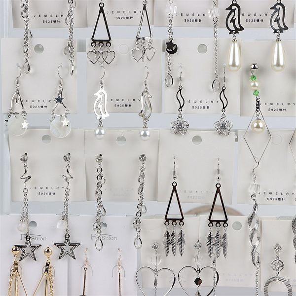 ear cuff 10pcslot fashion simple geometric earrings for women 925 silver needle star moon triangle mixed style jewelry gift 230307
ear cuff 10pcslot fashion simple geometric earrings for women 925 silver needle star moon triangle mixed style jewelry gift 230307