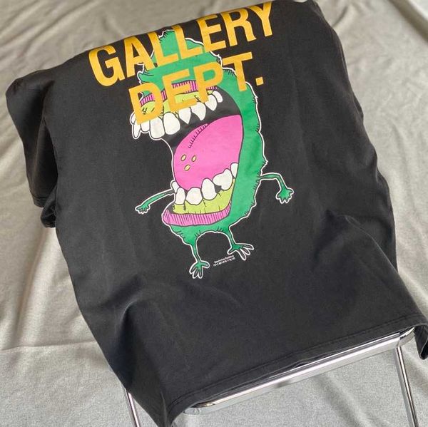 gary washed and made old high street graffiti printed short sleeved men's and women's loose casual t-shirt, Black;white
gary washed and made old high street graffiti printed short sleeved men's and women's loose casual t-shirt, Black;white