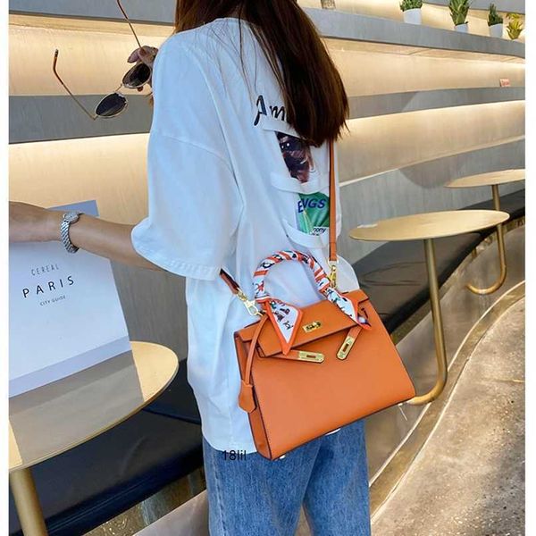 designer bag kellies handmade 5a bags new fashion womens litchi pattern advanced cross body one shoulder handheld armpit bag tiktok live bro
designer bag kellies handmade 5a bags new fashion womens litchi pattern advanced cross body one shoulder handheld armpit bag tiktok live bro