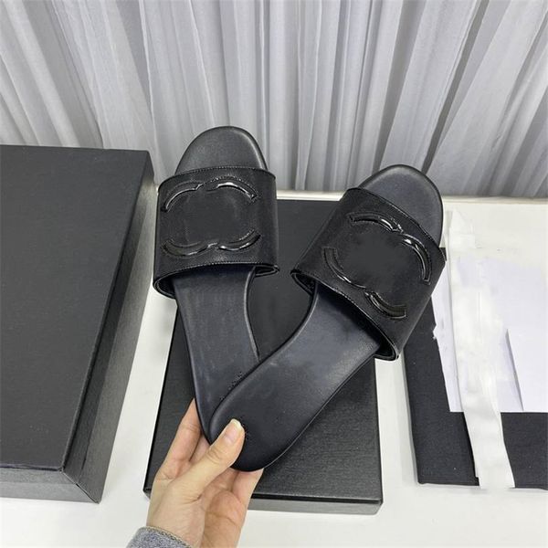 fashion slippers 2023 channel luxury design summer men's and women's flats thick soled leather rubber lettering logo casual cartoo, Black
fashion slippers 2023 channel luxury design summer men's and women's flats thick soled leather rubber lettering logo casual cartoo, Black