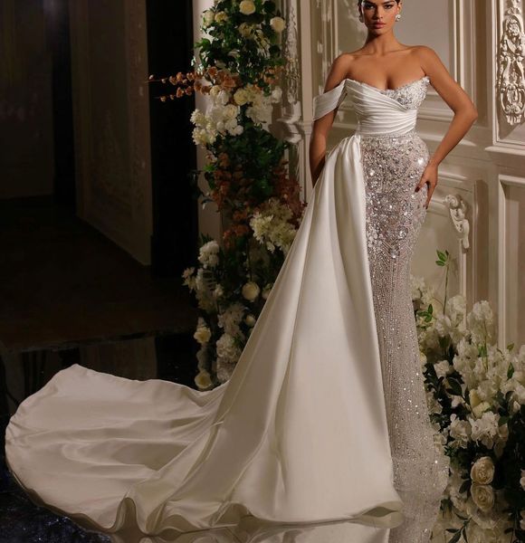 shiny mermaid wedding dresses sleeveless sweetheart lace hollow beaded sequins appliques detachable satin diamonds bridal gowns plus size ve, White
shiny mermaid wedding dresses sleeveless sweetheart lace hollow beaded sequins appliques detachable satin diamonds bridal gowns plus size ve, White