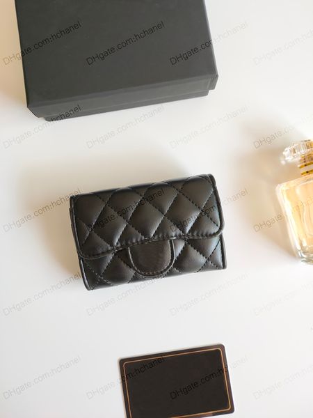 luxury designer wallet france paris plaid caviar style woman mini card holders pure color genuine leather sheepskin texture purse with origi, Red;black
luxury designer wallet france paris plaid caviar style woman mini card holders pure color genuine leather sheepskin texture purse with origi, Red;black
