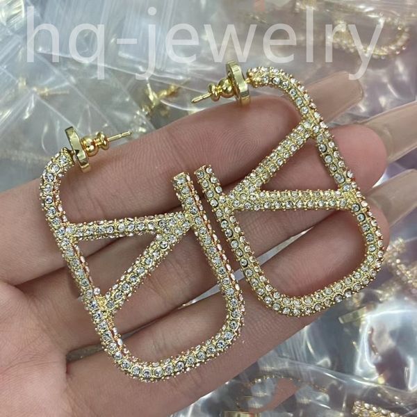 earrings for women stud luxury gold heart shape pearl crystal gold double v letter 925s silver jewelry classic 2, Golden;silver
earrings for women stud luxury gold heart shape pearl crystal gold double v letter 925s silver jewelry classic 2, Golden;silver