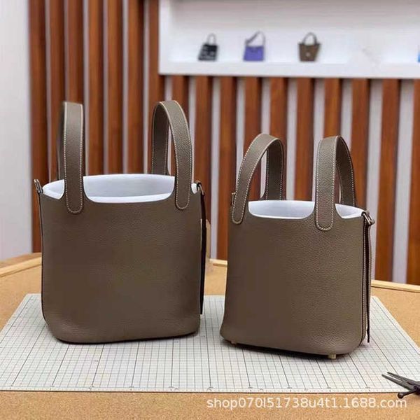 designer original herms bag 2023 new leather vegetable basket bag hand carrying large capacity bucket net red fashion portable women's
designer original herms bag 2023 new leather vegetable basket bag hand carrying large capacity bucket net red fashion portable women's
