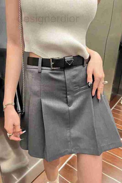 women's jeans designer 2023 spring and summer new p family high waist inverted triangle metal belt casual short skirt fashionable a-lin, Blue
women's jeans designer 2023 spring and summer new p family high waist inverted triangle metal belt casual short skirt fashionable a-lin, Blue