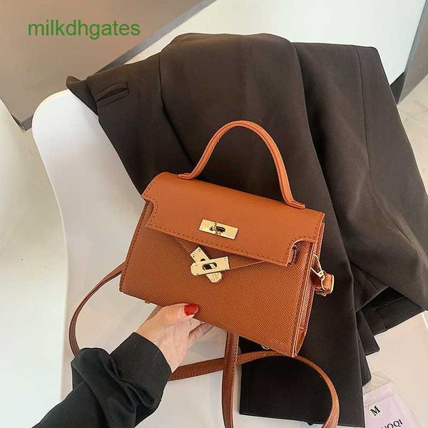 h kelys designer bags small handbag women's new trend single shoulder backpack simple texture cross-body
h kelys designer bags small handbag women's new trend single shoulder backpack simple texture cross-body