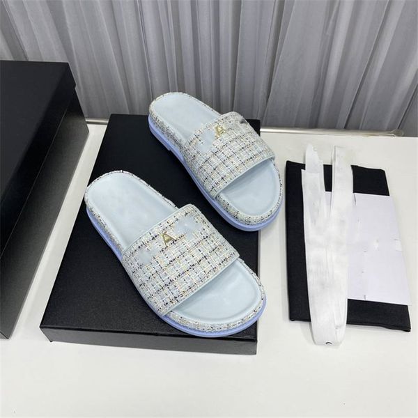 fashion slippers 2023 channel luxury design summer men's and women's flats thick soled leather rubber lettering logo casual cartoo, Black
fashion slippers 2023 channel luxury design summer men's and women's flats thick soled leather rubber lettering logo casual cartoo, Black