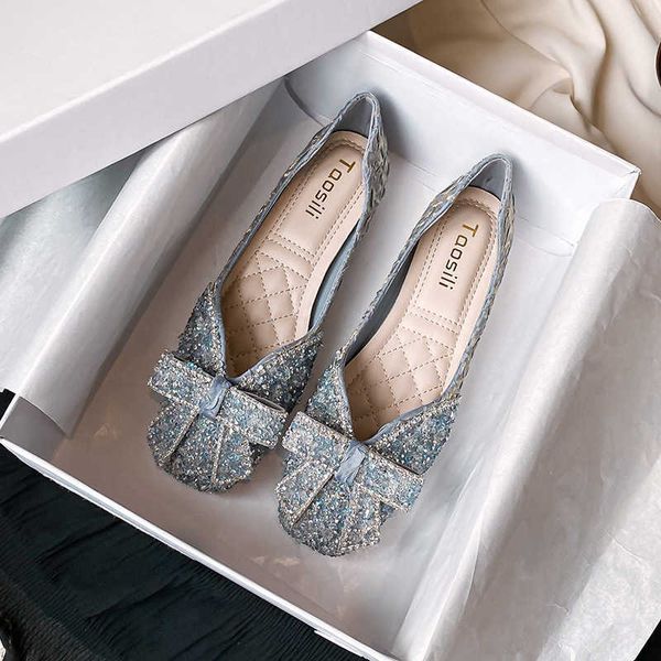 dress shoes elagant ladies crystal bowtie flat shoes shallow mouth soft leather moccasins women crystal sequines ballet flats big size 43, Black
dress shoes elagant ladies crystal bowtie flat shoes shallow mouth soft leather moccasins women crystal sequines ballet flats big size 43, Black