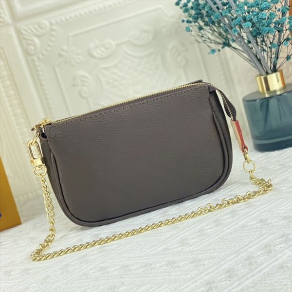 clutch bag mini chain shoulder bags women designers luxurys handbags crossbody wallet fashion woman leather coin card holder messenger purse
clutch bag mini chain shoulder bags women designers luxurys handbags crossbody wallet fashion woman leather coin card holder messenger purse