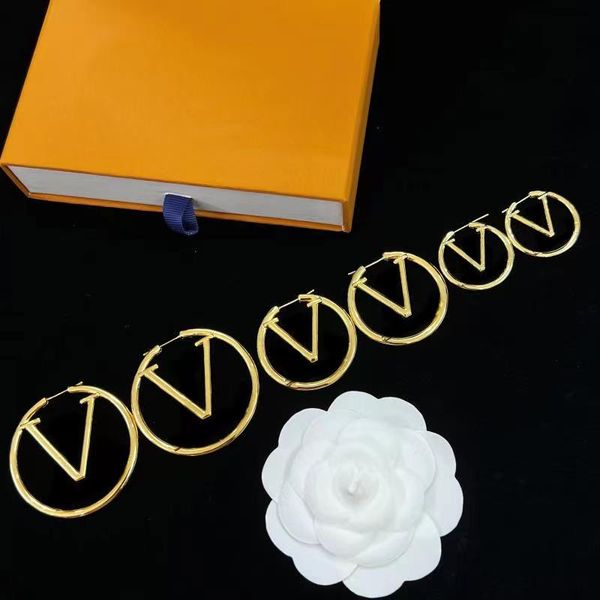 new fashion hoop earrings stud womens diameter 4cm big circle simple titanium steel earring for woman designers geometry letters v lastest, Golden;silver
new fashion hoop earrings stud womens diameter 4cm big circle simple titanium steel earring for woman designers geometry letters v lastest, Golden;silver