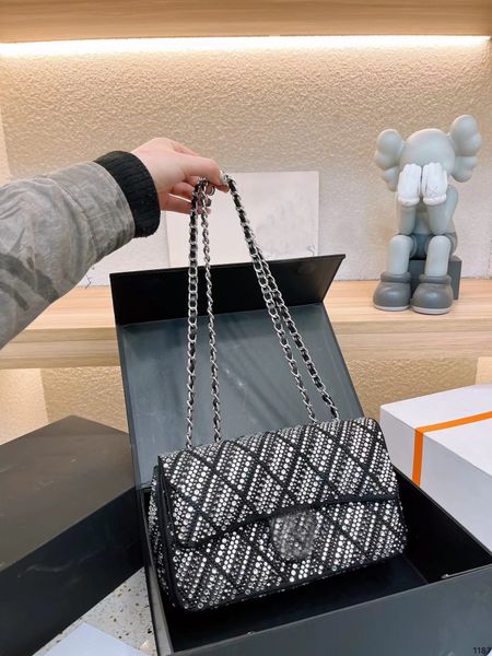 cc bag full diamond luxury shoulder bag handbag designer bag new product launch ss23 chain cf special counter runway style
cc bag full diamond luxury shoulder bag handbag designer bag new product launch ss23 chain cf special counter runway style