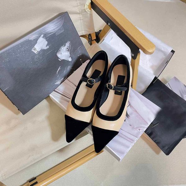 pointy flat sandals: designer non-slip splice style with adjustable binding for women's summer fashion, Black
pointy flat sandals: designer non-slip splice style with adjustable binding for women's summer fashion, Black
