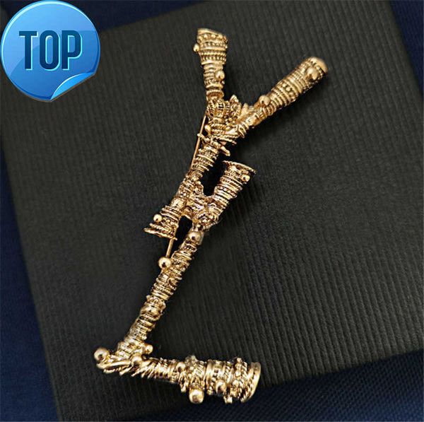 luxury designer men womens brooch pins brand gold letter brooch pin for suit dress pins for lady nice gift specifications designer jewelry, Gray
luxury designer men womens brooch pins brand gold letter brooch pin for suit dress pins for lady nice gift specifications designer jewelry, Gray