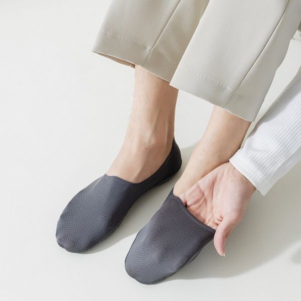 men's socks summer slim breathable non-slip boat socks shallow mouth invisible ice silk simple solid color sock mesh skin paste, Black
men's socks summer slim breathable non-slip boat socks shallow mouth invisible ice silk simple solid color sock mesh skin paste, Black