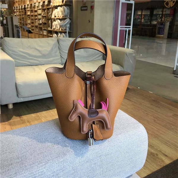 designer original herms new genuine leather vegetable basket bag head leather women's leisure bucket bag hand soft open pure fashion
designer original herms new genuine leather vegetable basket bag head leather women's leisure bucket bag hand soft open pure fashion
