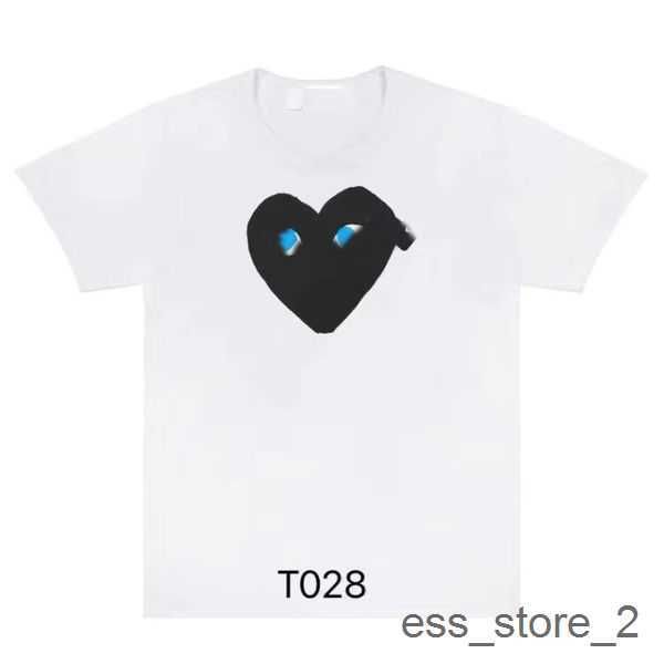 2023 cdg fashion mens play t shirt designer red heart commes casual women s des badge garcons high quanlity tshirts cotton 10 f0u3, White;black
2023 cdg fashion mens play t shirt designer red heart commes casual women s des badge garcons high quanlity tshirts cotton 10 f0u3, White;black