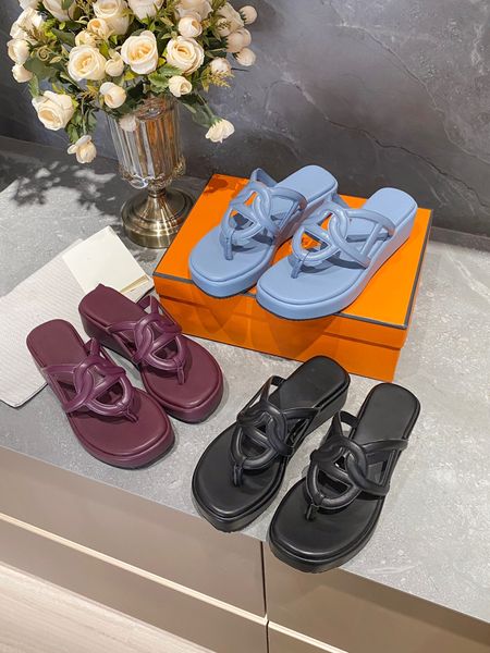 2023 designer platform slippers soft women's flip-flops indoor outdoor sandals 35-40, Black
2023 designer platform slippers soft women's flip-flops indoor outdoor sandals 35-40, Black