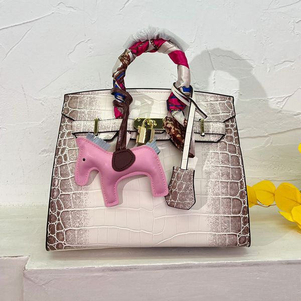 queen platinum bag alligator tote handbags crossbody handbag genuien leather purse scarves pony pendan women clutch bags 25cm 30cm
queen platinum bag alligator tote handbags crossbody handbag genuien leather purse scarves pony pendan women clutch bags 25cm 30cm
