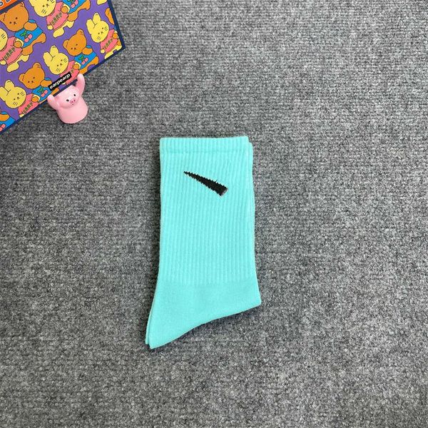 quality men mens breathable socks socking high fashion letter women and cotton wholesale calzino jogging basketball football sports sock f8r, Black
quality men mens breathable socks socking high fashion letter women and cotton wholesale calzino jogging basketball football sports sock f8r, Black