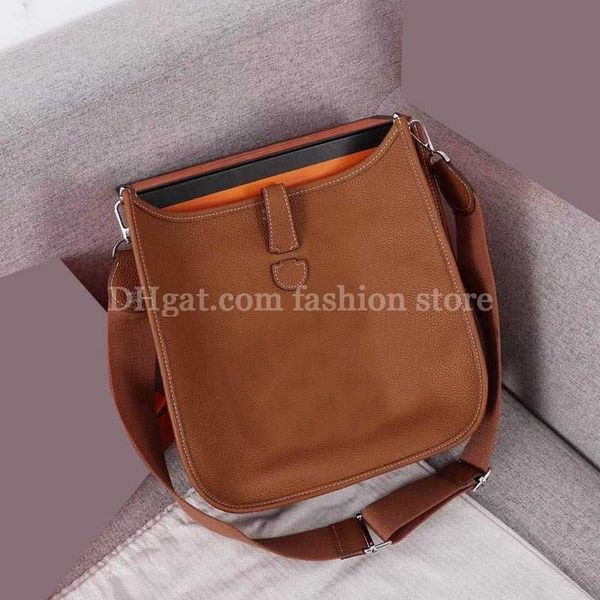 leather cross genuine body bags for women solid color crossbody made in cowhide leather evelin bag
leather cross genuine body bags for women solid color crossbody made in cowhide leather evelin bag