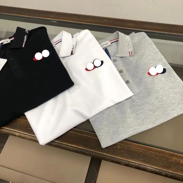 fashion design summer t-shirt men's polo shirt luxury chest embroidered badge lapel buttons design women's t-shirt arms with lette, White;black
fashion design summer t-shirt men's polo shirt luxury chest embroidered badge lapel buttons design women's t-shirt arms with lette, White;black