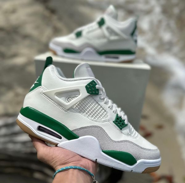 sb x air 4 pine green authentic shoes dr5415-103 sail/pine green-neutral grey-white men women sports sneakers with original box, White;red
sb x air 4 pine green authentic shoes dr5415-103 sail/pine green-neutral grey-white men women sports sneakers with original box, White;red