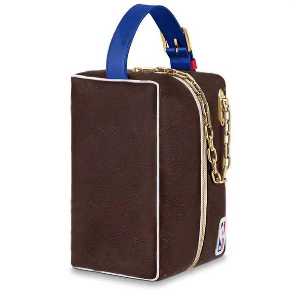 large cosmetic bag women handbag real leather bag letter zipper gold metal accessories old flower 271o
large cosmetic bag women handbag real leather bag letter zipper gold metal accessories old flower 271o