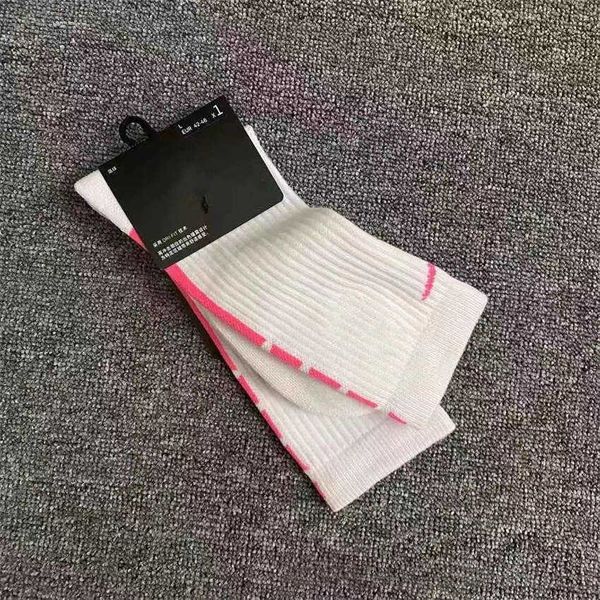 ankle all-match mens black cotton socks classic women letter breathable and white football basketball sports sock wholesale lyrg
ankle all-match mens black cotton socks classic women letter breathable and white football basketball sports sock wholesale lyrg
