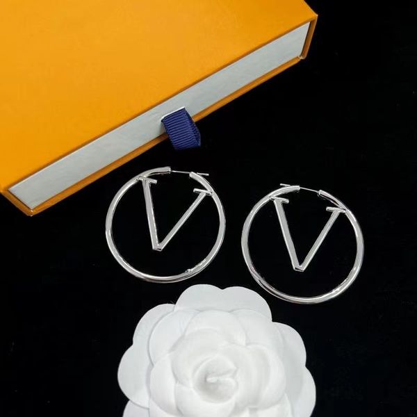2023 tiny stud earring hoops earrings fashion womens big circle simple earring jewelry luxurys designer earrings letter stud earring wholesa, Golden;silver
2023 tiny stud earring hoops earrings fashion womens big circle simple earring jewelry luxurys designer earrings letter stud earring wholesa, Golden;silver