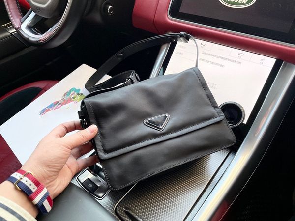 shadow designer duo leather messenger set men bag mens crossbody man shoulder sling bag single for lovers original waterproof cloth art
shadow designer duo leather messenger set men bag mens crossbody man shoulder sling bag single for lovers original waterproof cloth art