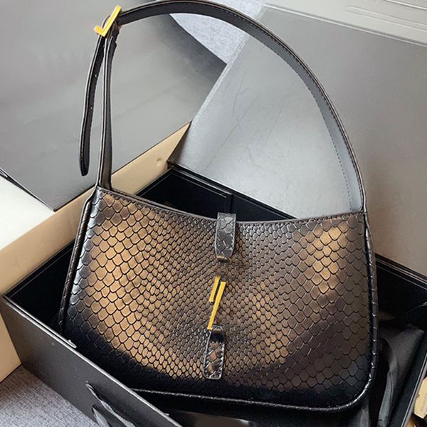 snakeskin underarm bag shoulder purse handbag purse gold hardware letter buckle cowhide genuine leather women clutch adjustable shoulder str
snakeskin underarm bag shoulder purse handbag purse gold hardware letter buckle cowhide genuine leather women clutch adjustable shoulder str