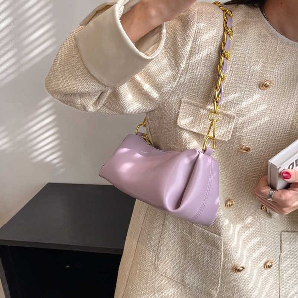 lady fashion chain crossbody bag solid color leather handbags and purses 2023 spring trend designer hobo shoulder bags
lady fashion chain crossbody bag solid color leather handbags and purses 2023 spring trend designer hobo shoulder bags