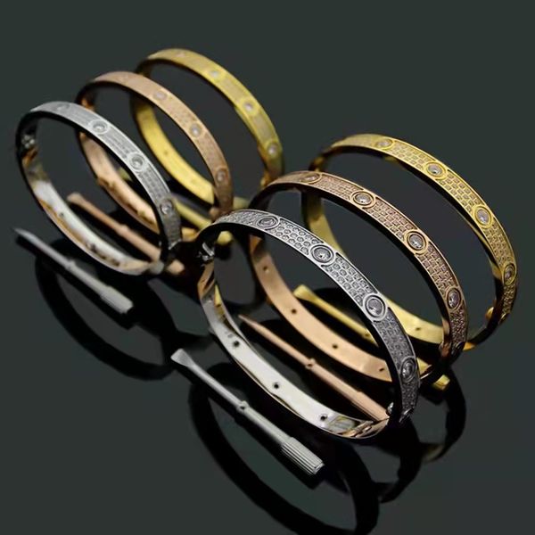2023 new luxury crystal cuff bracelet fashion charm love three rows full of diamond bracelet high-quality stainless steel designer bracelet, White
2023 new luxury crystal cuff bracelet fashion charm love three rows full of diamond bracelet high-quality stainless steel designer bracelet, White