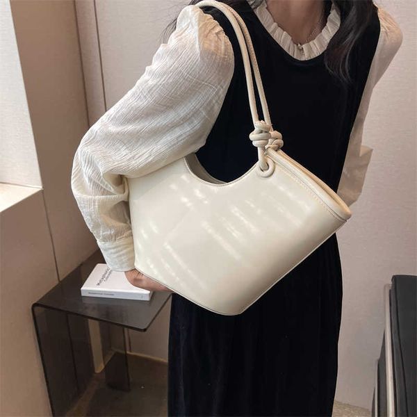 big tote bags for women 2023 spring trend female solid vintage shoulder side bag lady handbags with short handle
big tote bags for women 2023 spring trend female solid vintage shoulder side bag lady handbags with short handle