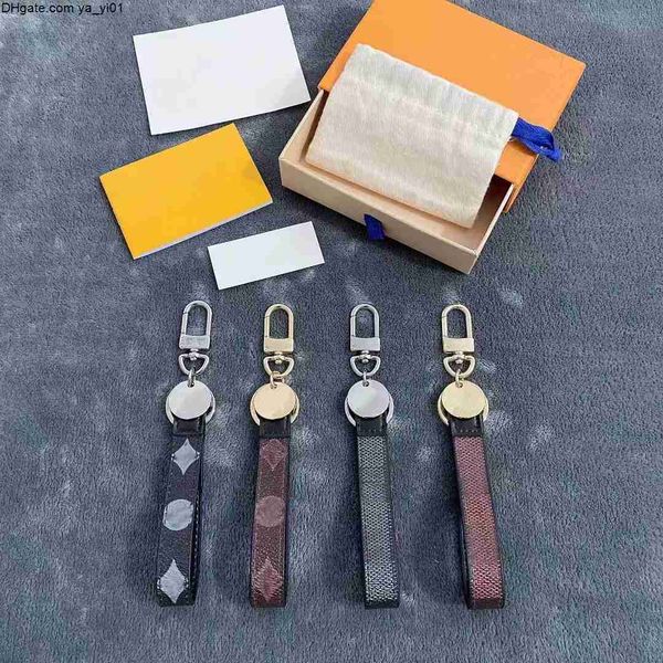 designer 2023 brand keychain men's limousine key chain women's fashion clasp bag pendant accessories, Silver
designer 2023 brand keychain men's limousine key chain women's fashion clasp bag pendant accessories, Silver