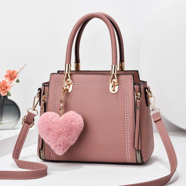 shoulder bags selling quality all-match simple bag women2023autumn fashion handbag hair ball pendant messenger women
shoulder bags selling quality all-match simple bag women2023autumn fashion handbag hair ball pendant messenger women