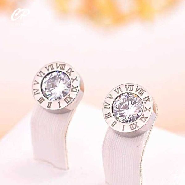 charm fashion round zircon titanium steel roman numeral d earrings for women men crystal stainless steel earrings jewelry gift l230309, Golden
charm fashion round zircon titanium steel roman numeral d earrings for women men crystal stainless steel earrings jewelry gift l230309, Golden