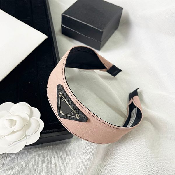 new leather hair clip spring summer multicolour headband designer hairjewelry romantic style headwear sweet girl party dating daily, Golden;silver
new leather hair clip spring summer multicolour headband designer hairjewelry romantic style headwear sweet girl party dating daily, Golden;silver