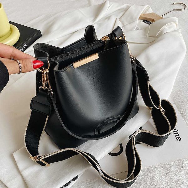 nxy bucket shoulder crossbody bag for women 2023 luxury brand small pu leather trends handbag and purses
nxy bucket shoulder crossbody bag for women 2023 luxury brand small pu leather trends handbag and purses