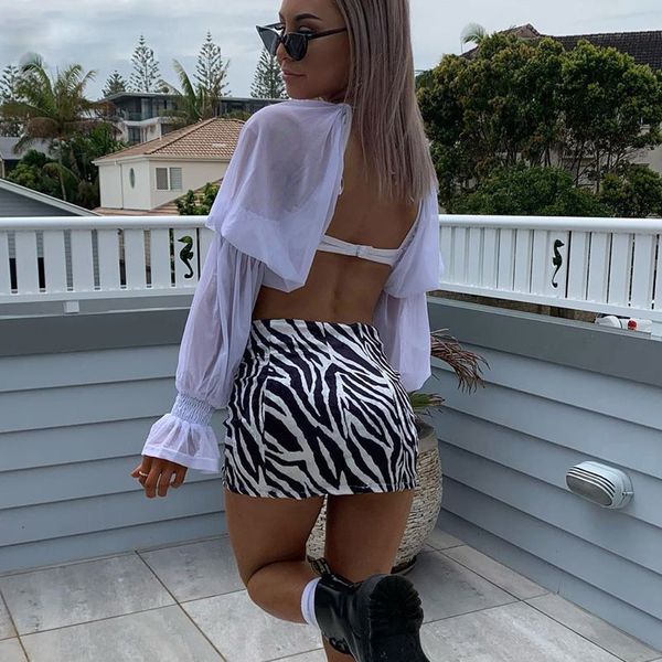 skirts vintage zebra print soft velvet skirt women side split high waist short mini female back zipper bottoms 2023 230309, Black
skirts vintage zebra print soft velvet skirt women side split high waist short mini female back zipper bottoms 2023 230309, Black
