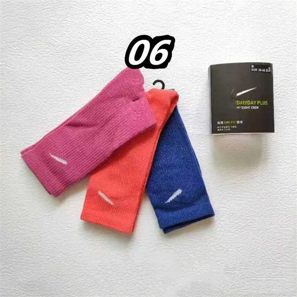 men mens socks wholesale sell breathable all-match classic black white women cotton mixing football basketball sports ankle sock ppsq
men mens socks wholesale sell breathable all-match classic black white women cotton mixing football basketball sports ankle sock ppsq