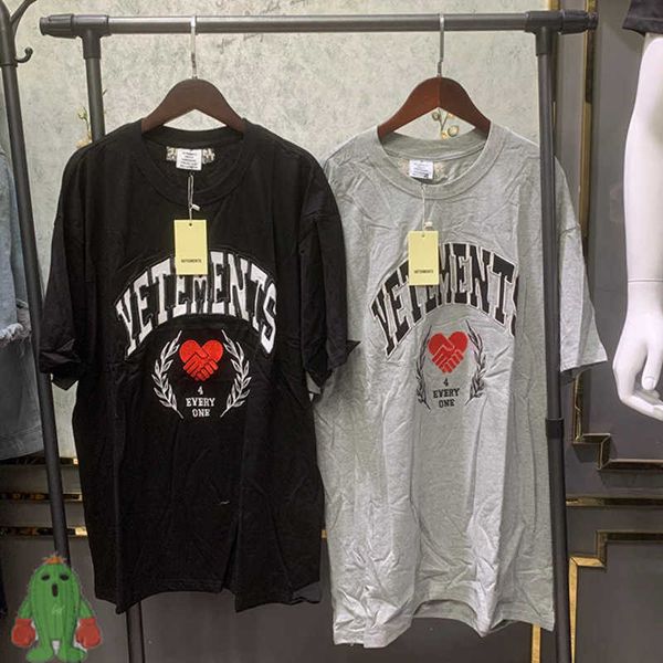 men's t shirts new summer stock vetements t shirt for men women love letter embroidery print 100% cotton short sleeve vtm t shirts g230, White;black
men's t shirts new summer stock vetements t shirt for men women love letter embroidery print 100% cotton short sleeve vtm t shirts g230, White;black